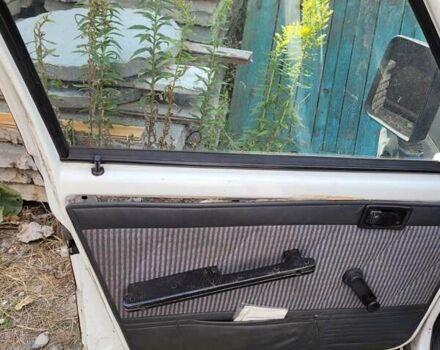 Белый Фиат Fiorino, объемом двигателя 1.37 л и пробегом 196 тыс. км за 950 $, фото 14 на Automoto.ua