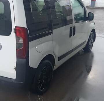 Белый Фиат Fiorino, объемом двигателя 1.3 л и пробегом 220 тыс. км за 3500 $, фото 8 на Automoto.ua