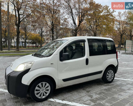 Белый Фиат Fiorino, объемом двигателя 1.25 л и пробегом 255 тыс. км за 3950 $, фото 6 на Automoto.ua