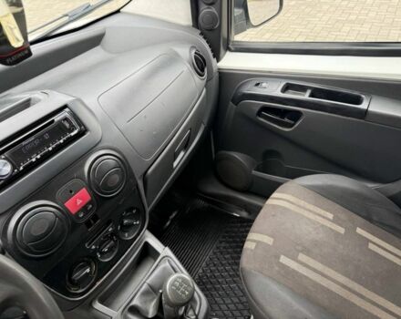 Белый Фиат Fiorino, объемом двигателя 1.2 л и пробегом 300 тыс. км за 2900 $, фото 9 на Automoto.ua