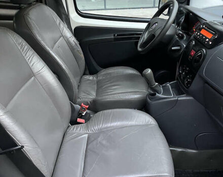 Белый Фиат Fiorino, объемом двигателя 1.3 л и пробегом 257 тыс. км за 3950 $, фото 16 на Automoto.ua