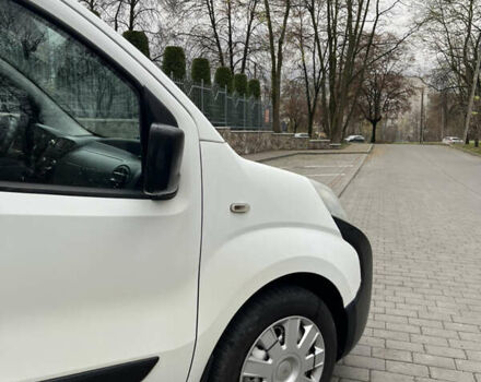 Белый Фиат Fiorino, объемом двигателя 1.25 л и пробегом 352 тыс. км за 3700 $, фото 3 на Automoto.ua