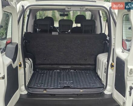 Білий Фіат Fiorino, об'ємом двигуна 1.2 л та пробігом 200 тис. км за 4999 $, фото 33 на Automoto.ua