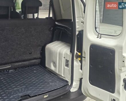 Білий Фіат Fiorino, об'ємом двигуна 1.2 л та пробігом 200 тис. км за 4999 $, фото 32 на Automoto.ua