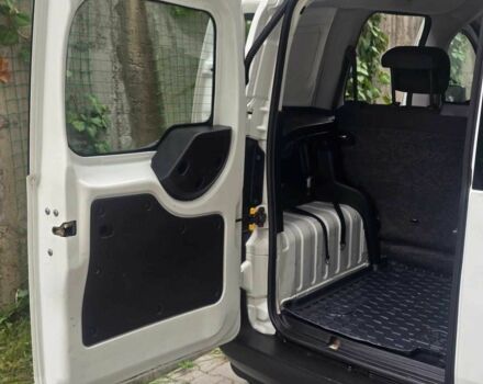 Білий Фіат Fiorino, об'ємом двигуна 1.2 л та пробігом 200 тис. км за 4999 $, фото 15 на Automoto.ua