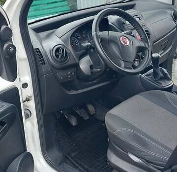 Белый Фиат Fiorino, объемом двигателя 1.3 л и пробегом 153 тыс. км за 6800 $, фото 6 на Automoto.ua