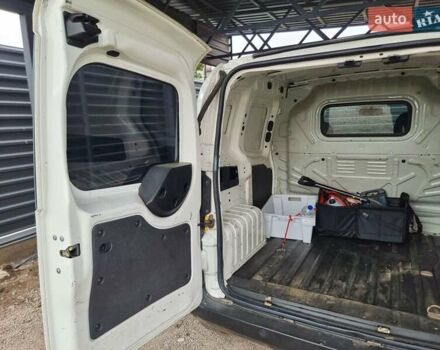 Фиат Fiorino 2014 в Черкассах на Automoto.ua Белый Фиат Fiorino, объемом двигателя 1.2 л и пробегом 105 тыс. км за 6000 $, фото 9 на Automoto.ua