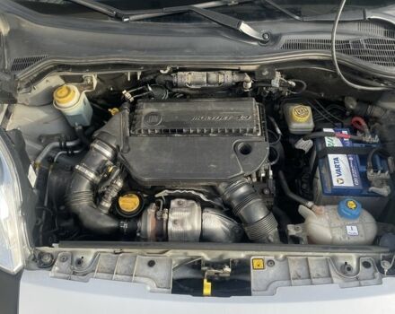 Білий Фіат Fiorino, об'ємом двигуна 1.3 л та пробігом 119 тис. км за 8979 $, фото 12 на Automoto.ua