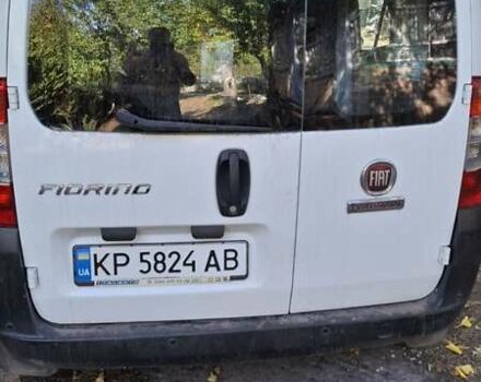Белый Фиат Fiorino, объемом двигателя 1.4 л и пробегом 190 тыс. км за 10000 $, фото 5 на Automoto.ua