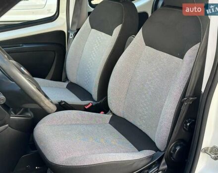 Белый Фиат Fiorino, объемом двигателя 1.3 л и пробегом 90 тыс. км за 9290 $, фото 8 на Automoto.ua