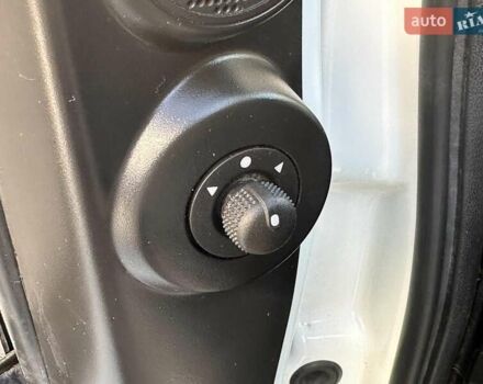 Белый Фиат Fiorino, объемом двигателя 1.3 л и пробегом 90 тыс. км за 9290 $, фото 12 на Automoto.ua