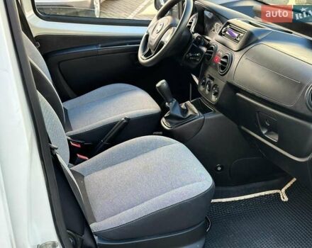 Белый Фиат Fiorino, объемом двигателя 1.3 л и пробегом 90 тыс. км за 9290 $, фото 22 на Automoto.ua