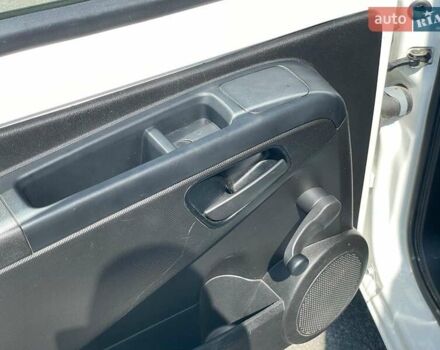 Белый Фиат Fiorino, объемом двигателя 1.4 л и пробегом 53 тыс. км за 9790 $, фото 8 на Automoto.ua