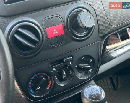 Белый Фиат Fiorino, объемом двигателя 1.4 л и пробегом 53 тыс. км за 9790 $, фото 17 на Automoto.ua