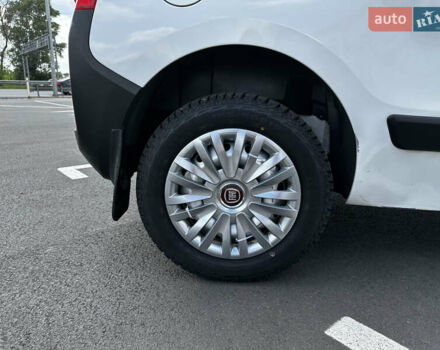 Белый Фиат Fiorino, объемом двигателя 1.3 л и пробегом 96 тыс. км за 9999 $, фото 6 на Automoto.ua