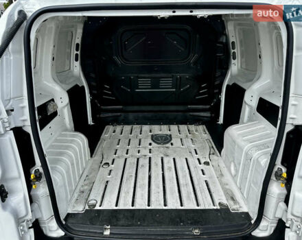 Белый Фиат Fiorino, объемом двигателя 1.3 л и пробегом 96 тыс. км за 9999 $, фото 23 на Automoto.ua