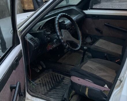 Белый Фиат Fiorino, объемом двигателя 1.2 л и пробегом 200 тыс. км за 712 $, фото 5 на Automoto.ua