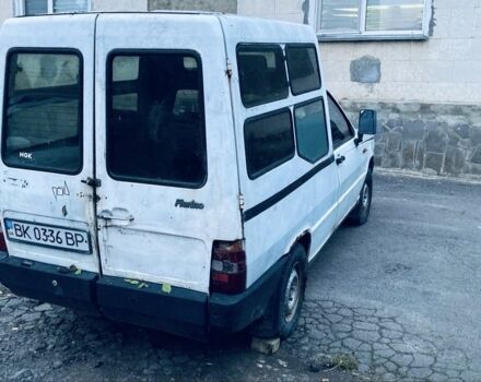 Белый Фиат Fiorino, объемом двигателя 1.2 л и пробегом 200 тыс. км за 712 $, фото 1 на Automoto.ua