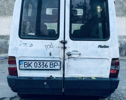 Белый Фиат Fiorino, объемом двигателя 1.2 л и пробегом 200 тыс. км за 712 $, фото 4 на Automoto.ua