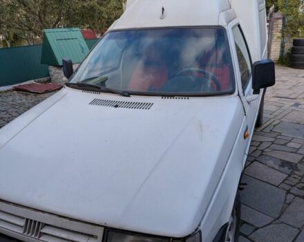 Белый Фиат Fiorino, объемом двигателя 1 л и пробегом 296 тыс. км за 550 $, фото 4 на Automoto.ua