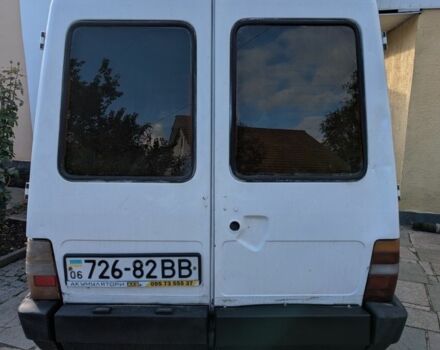 Белый Фиат Fiorino, объемом двигателя 1 л и пробегом 296 тыс. км за 550 $, фото 3 на Automoto.ua