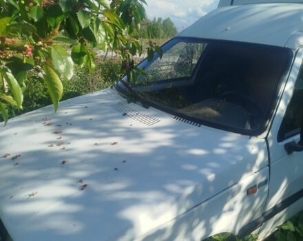 Белый Фиат Fiorino, объемом двигателя 1.4 л и пробегом 300 тыс. км за 851 $, фото 2 на Automoto.ua