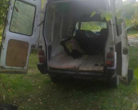 Белый Фиат Fiorino, объемом двигателя 1.4 л и пробегом 149 тыс. км за 1500 $, фото 14 на Automoto.ua