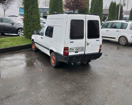 Белый Фиат Fiorino, объемом двигателя 1.6 л и пробегом 200 тыс. км за 650 $, фото 9 на Automoto.ua