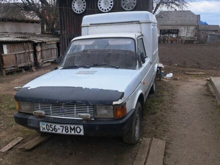 Фиат Fiorino 1988 в Хотине на Automoto.ua Белый Фиат Fiorino, объемом двигателя 0 л и пробегом 200 тыс. км за 435 $, фото 1 на Automoto.ua