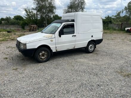 Фиат Fiorino 1990 в Новомосковске на Automoto.ua Белый Фиат Fiorino, объемом двигателя 1.7 л и пробегом 180 тыс. км за 471 $, фото 1 на Automoto.ua