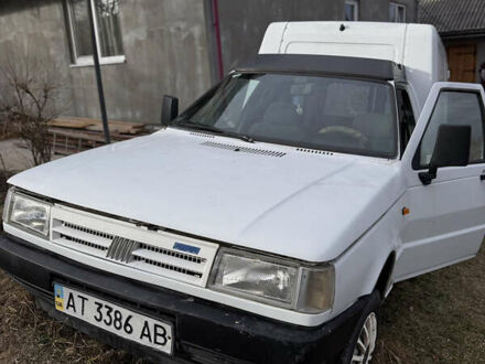 Фиат Fiorino 1991 в Косове на Automoto.ua Белый Фиат Fiorino, объемом двигателя 1.1 л и пробегом 200 тыс. км за 550 $, фото 1 на Automoto.ua