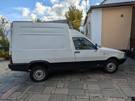 Фиат Fiorino 1995 в Житомире на Automoto.ua Белый Фиат Fiorino, объемом двигателя 1 л и пробегом 296 тыс. км за 550 $, фото 1 на Automoto.ua
