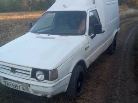 Белый Фиат Fiorino, объемом двигателя 1.6 л и пробегом 120 тыс. км за 700 $, фото 1 на Automoto.ua