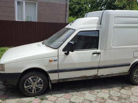 Белый Фиат Fiorino, объемом двигателя 1.4 л и пробегом 10 тыс. км за 700 $, фото 1 на Automoto.ua