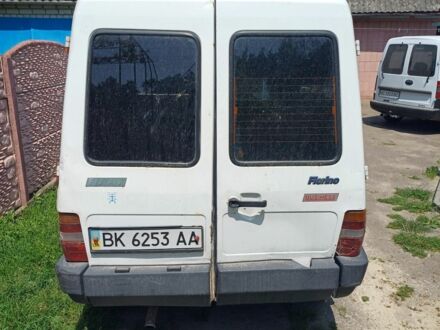 Фиат Fiorino 2000 в Ровно на Automoto.ua Белый Фиат Fiorino, объемом двигателя 1.7 л и пробегом 300 тыс. км за 500 $, фото 1 на Automoto.ua