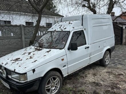 Белый Фиат Fiorino, объемом двигателя 1.7 л и пробегом 300 тыс. км за 474 $, фото 1 на Automoto.ua