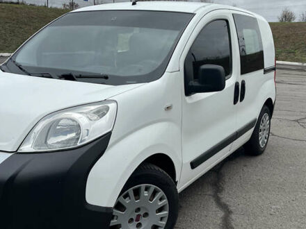 Белый Фиат Fiorino, объемом двигателя 1.25 л и пробегом 220 тыс. км за 5600 $, фото 1 на Automoto.ua