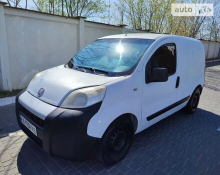 Белый Фиат Fiorino, объемом двигателя 1.37 л и пробегом 180 тыс. км за 3200 $, фото 1 на Automoto.ua