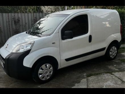 Белый Фиат Fiorino, объемом двигателя 1.3 л и пробегом 283 тыс. км за 4200 $, фото 1 на Automoto.ua