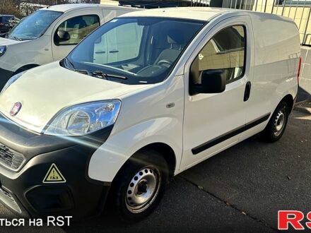 Фіат Fiorino 2018 у Києві на Automoto.ua Білий Фіат Fiorino, об'ємом двигуна 1.4 л та пробігом 128 тис. км за 6000 $, фото 1 на Automoto.ua