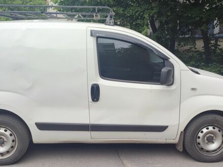 Белый Фиат Fiorino, объемом двигателя 1.4 л и пробегом 35 тыс. км за 8000 $, фото 1 на Automoto.ua