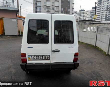 Фиат Fiorino, объемом двигателя 1.4 л и пробегом 238 тыс. км за 1700 $, фото 4 на Automoto.ua