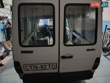 Фиат Fiorino 1993 в Львове на Automoto.ua Фиат Fiorino, объемом двигателя 0 л и пробегом 289 тыс. км за 350 $, фото 1 на Automoto.ua