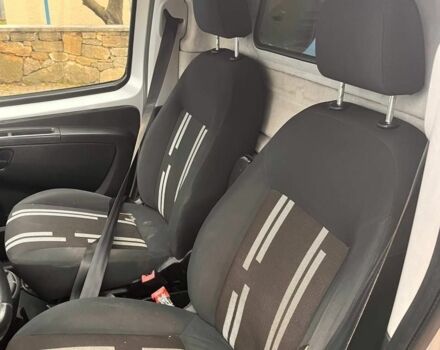 Серый Фиат Fiorino, объемом двигателя 1.3 л и пробегом 260 тыс. км за 4200 $, фото 4 на Automoto.ua