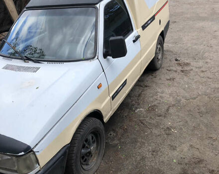 Сірий Фіат Fiorino, об'ємом двигуна 1.8 л та пробігом 250 тис. км за 564 $, фото 1 на Automoto.ua