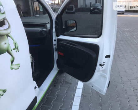 Белый Фиат Fiorino груз., объемом двигателя 1.3 л и пробегом 92 тыс. км за 7300 $, фото 27 на Automoto.ua