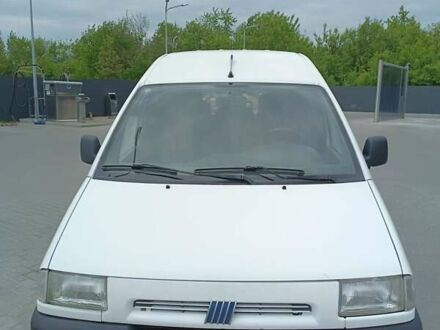Фиат Scudo груз.-пасс. 1998 в Киеве на Automoto.ua Белый Фиат Scudo груз.-пасс., объемом двигателя 1.9 л и пробегом 270 тыс. км за 3100 $, фото 1 на Automoto.ua