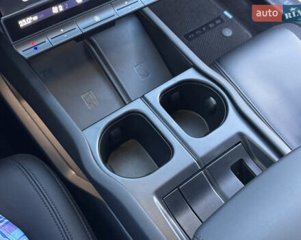 Синий Фискер Ocean, объемом двигателя 0 л и пробегом 18 тыс. км за 26500 $, фото 41 на Automoto.ua