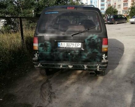 Форд Аэростар 1994 в Чернигове на Automoto.ua Черный Форд Аэростар, объемом двигателя 4 л и пробегом 325 тыс. км за 2500 $, фото 1 на Automoto.ua