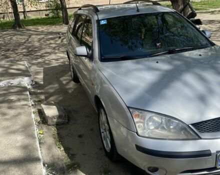 Серый Форд Аэростар, объемом двигателя 2 л и пробегом 355 тыс. км за 3350 $, фото 2 на Automoto.ua